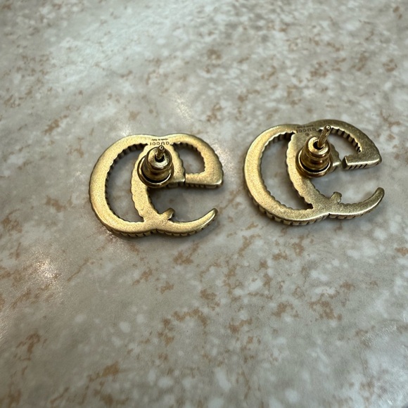 GUCCI Vintage Gold GG Monogram  Earrings - Picture 5 of 5